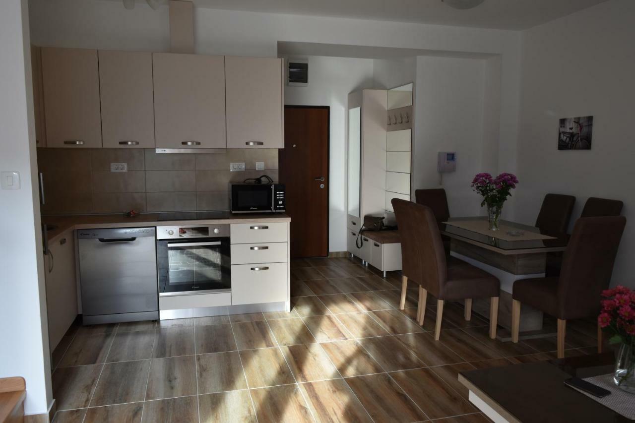 Apartments Sea View Kotor Bagian luar foto