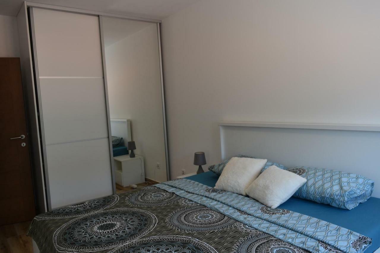 Apartments Sea View Kotor Bagian luar foto