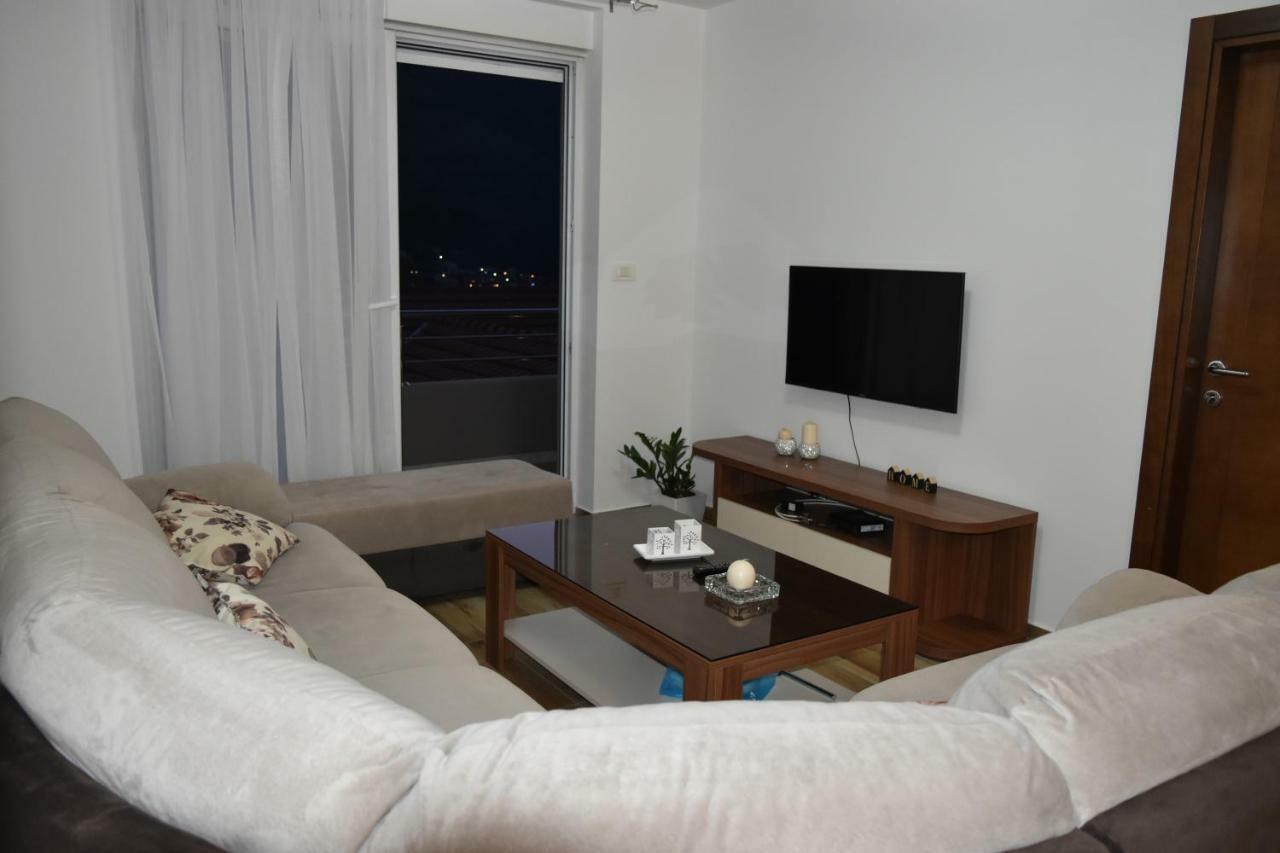 Apartments Sea View Kotor Bagian luar foto