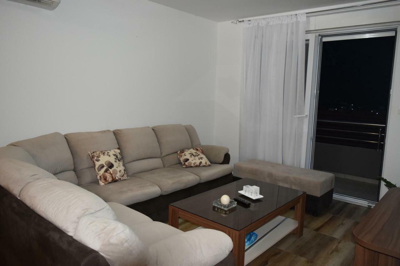 Apartments Sea View Kotor Bagian luar foto